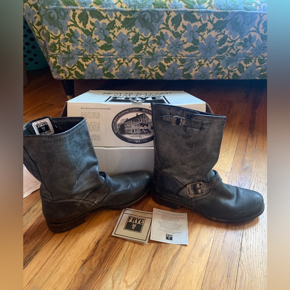 Frye Veronica Shortie Boots women’s size 8.5 like new in box